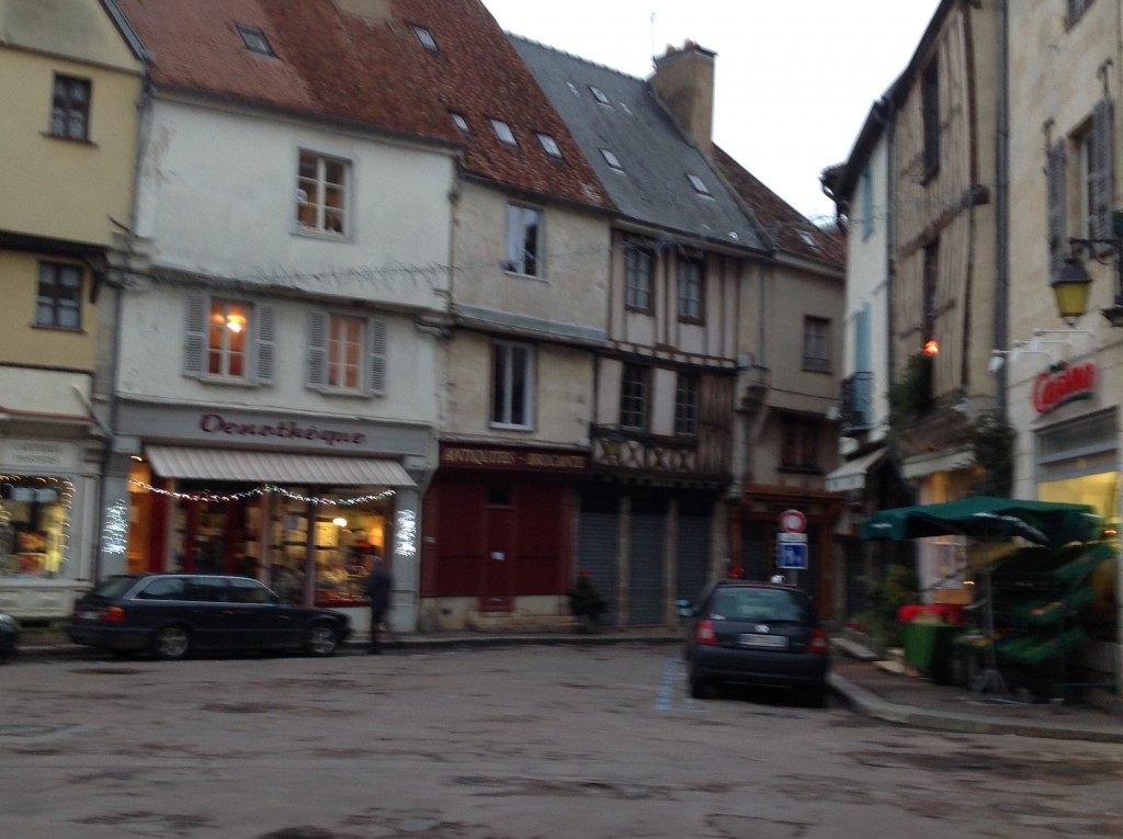 Foto de Semur En Auxoois, Francia