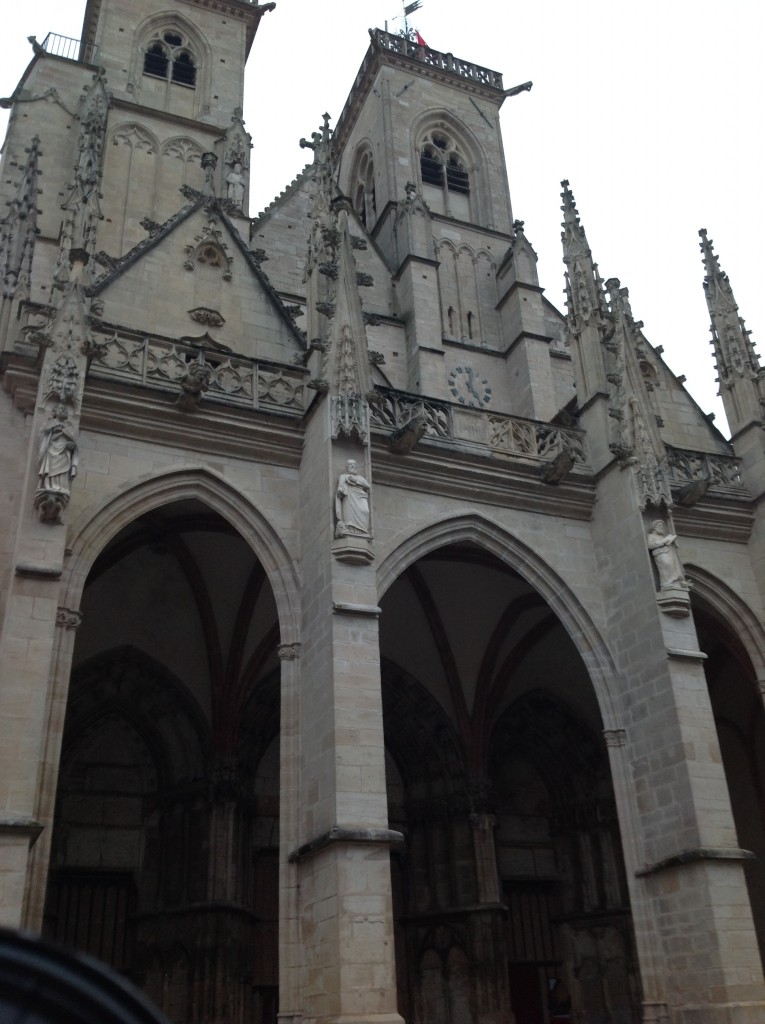 Foto de Semur En Auxoois, Francia