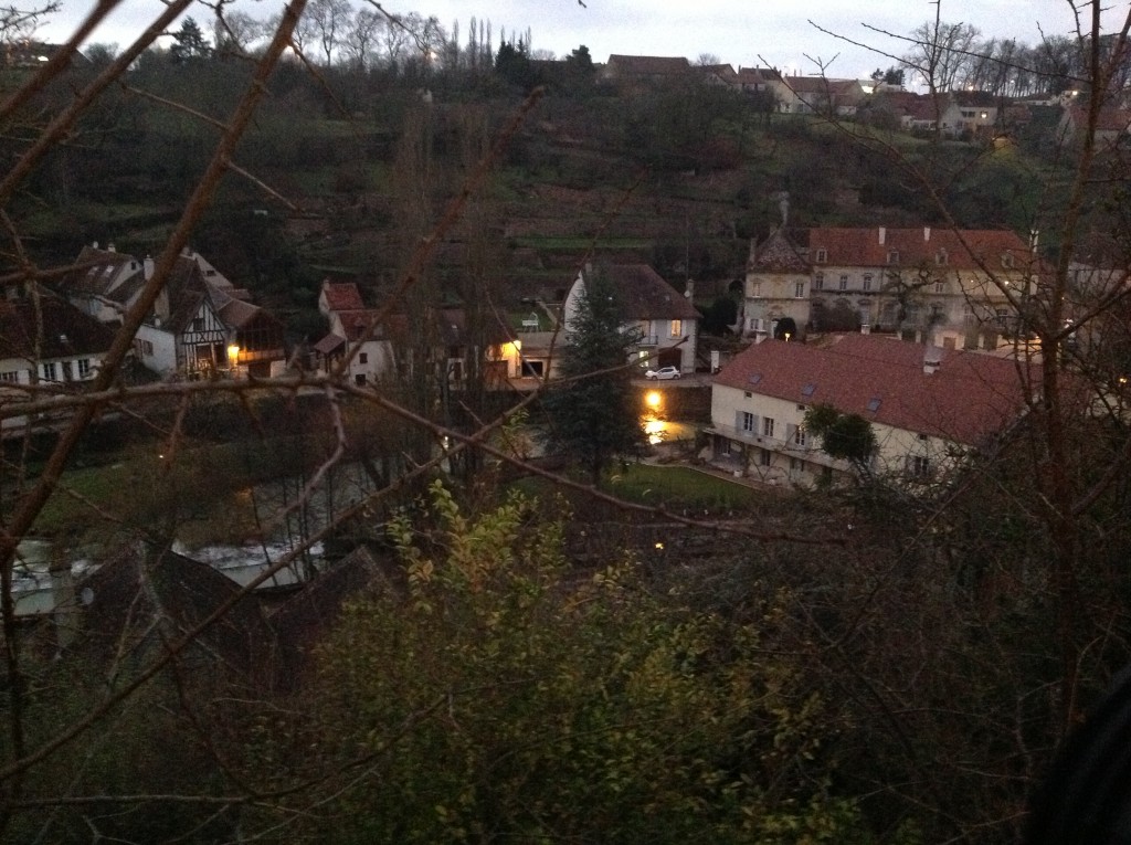 Foto de Semur En Auxoois, Francia