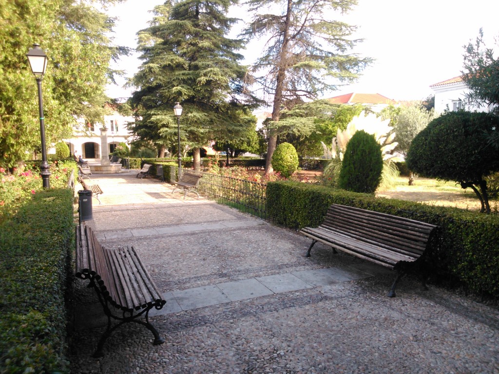 Foto: Jardines plaza Mayor - Seseña Nuevo (Toledo), España
