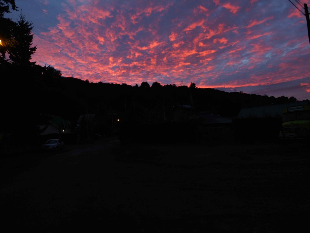 Foto: amanece en la villa - Villa La Angostura, Argentina