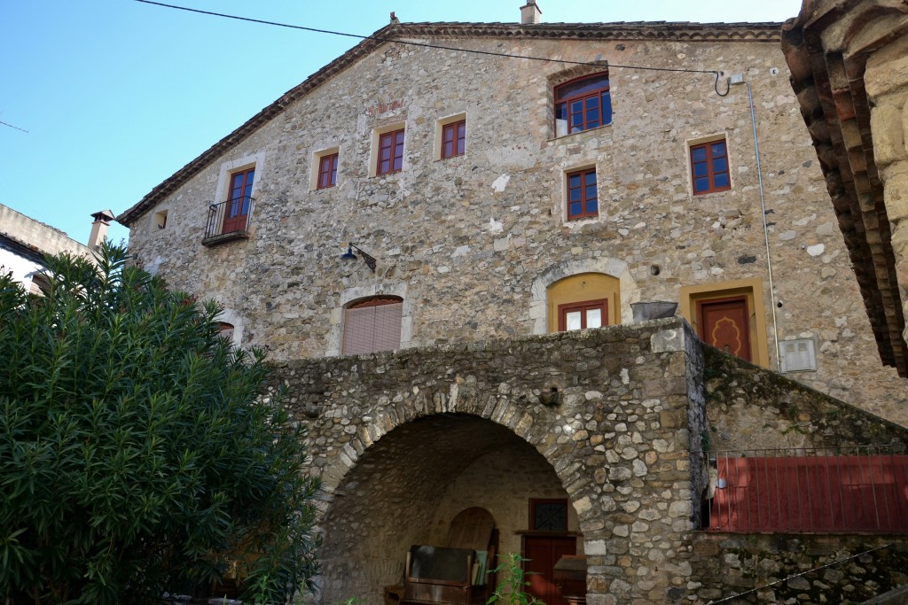 Foto: Carrers de Besalú - Besalú (Girona), España
