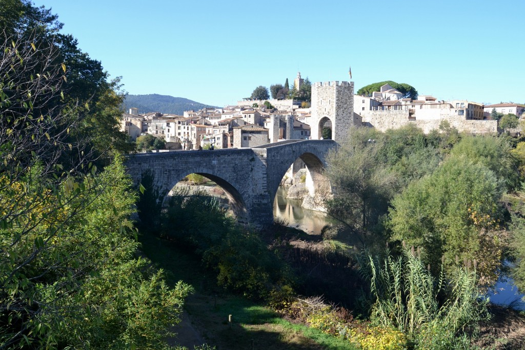 Foto: Pont de Besalú - Besalú (Girona), España