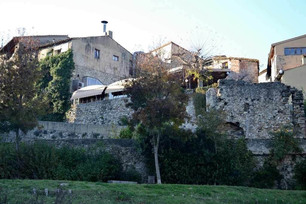 Foto: Carrers i places de Besalú - Besalú (Girona), España