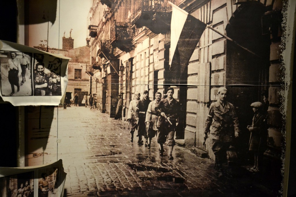 Foto: Museo del Levantamiento de Varsovia - Varsovia (Masovian Voivodeship), Polonia