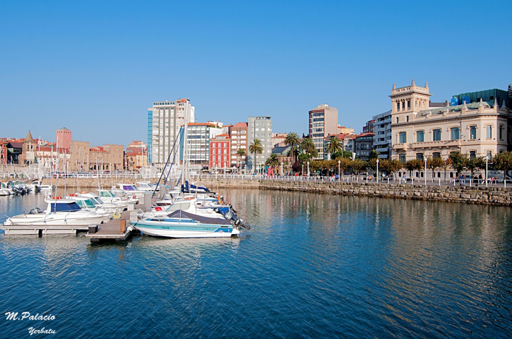 Foto: Muelle deportivo Gijón (Asturias) - Gijón (Asturias), España