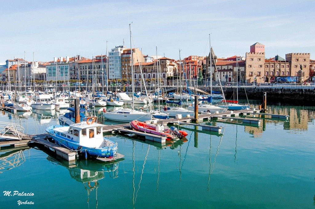 Foto: Muelle deportivo Gijón (Asturias) - Gijón (Asturias), España