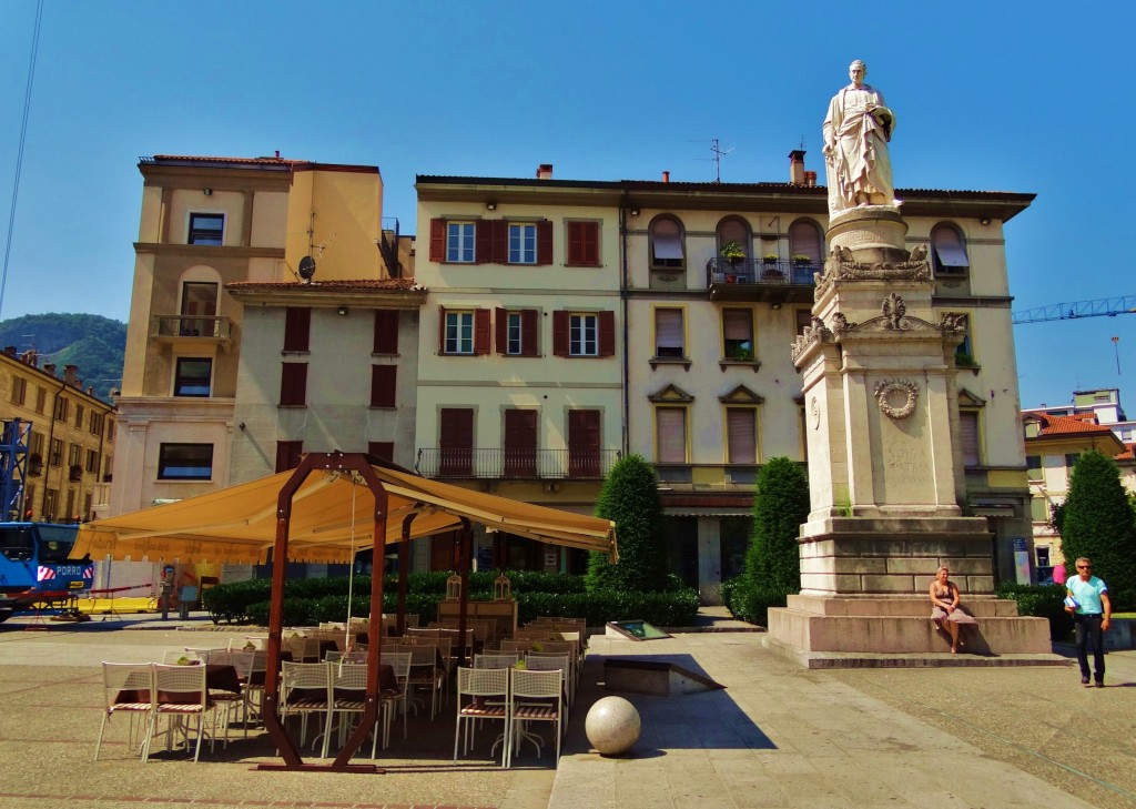 Foto: Piazza Alessandro Volta - Como (Lombardy), Italia