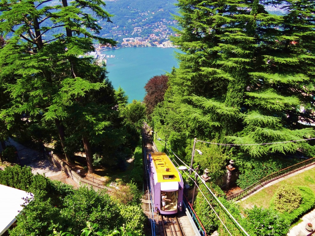 Foto: Funicolare Como - Brunate - Brunate (Lombardy), Italia