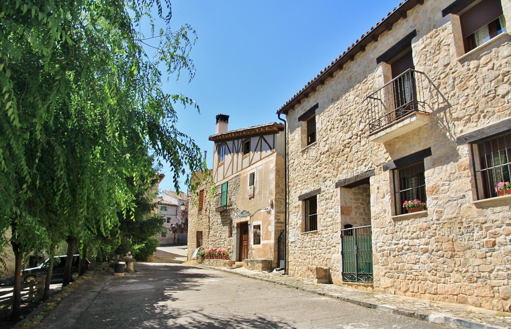 Foto: Recinto amurallado - Palazuelos (Guadalajara), España