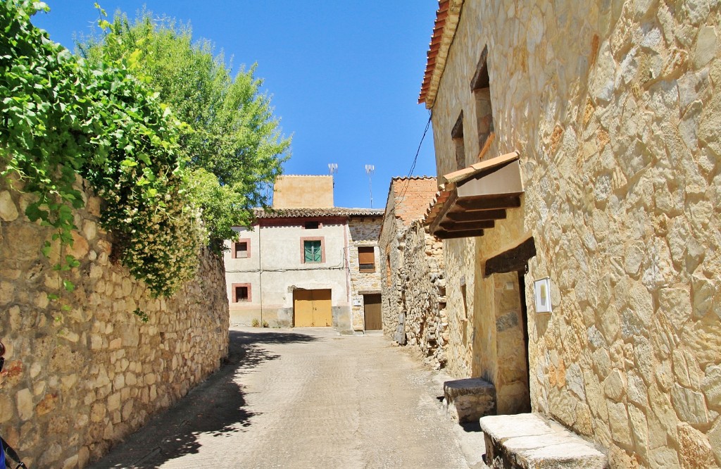 Foto: Vista del pueblo - Carabias (Guadalajara), España