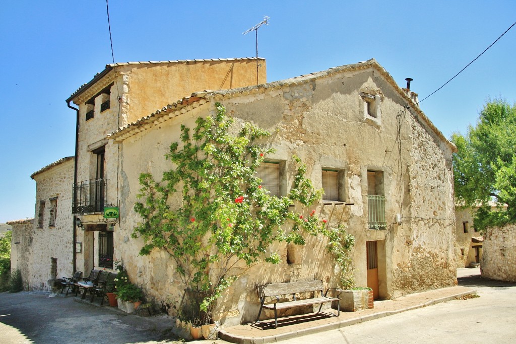 Foto: Vista del pueblo - Carabias (Guadalajara), España