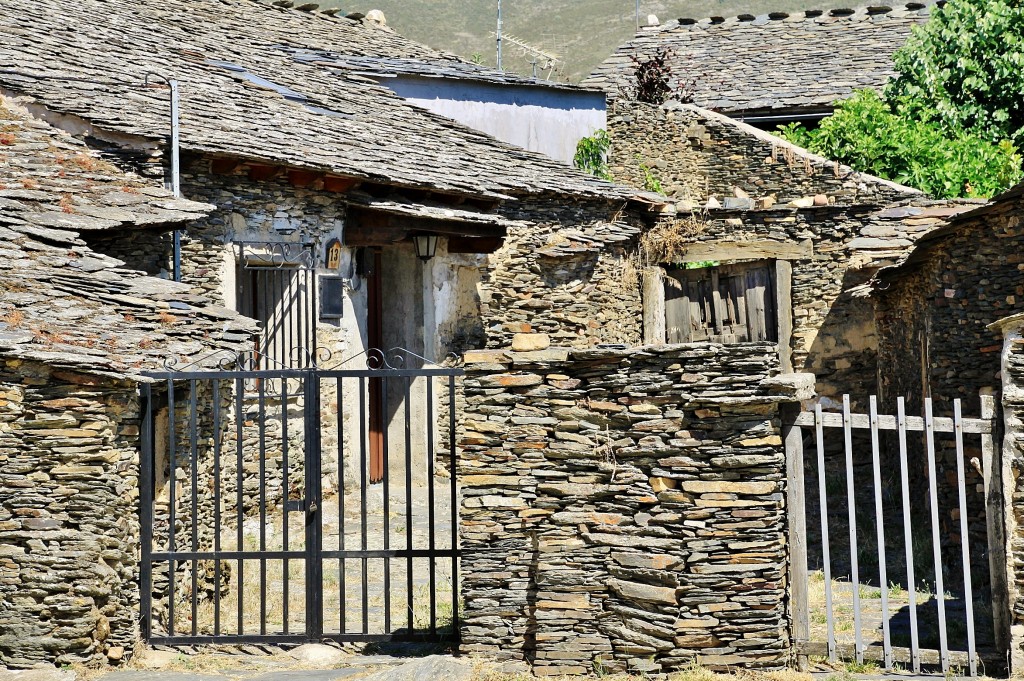 Foto: Vista del pueblo - Campillo de Ranas (Guadalajara), España