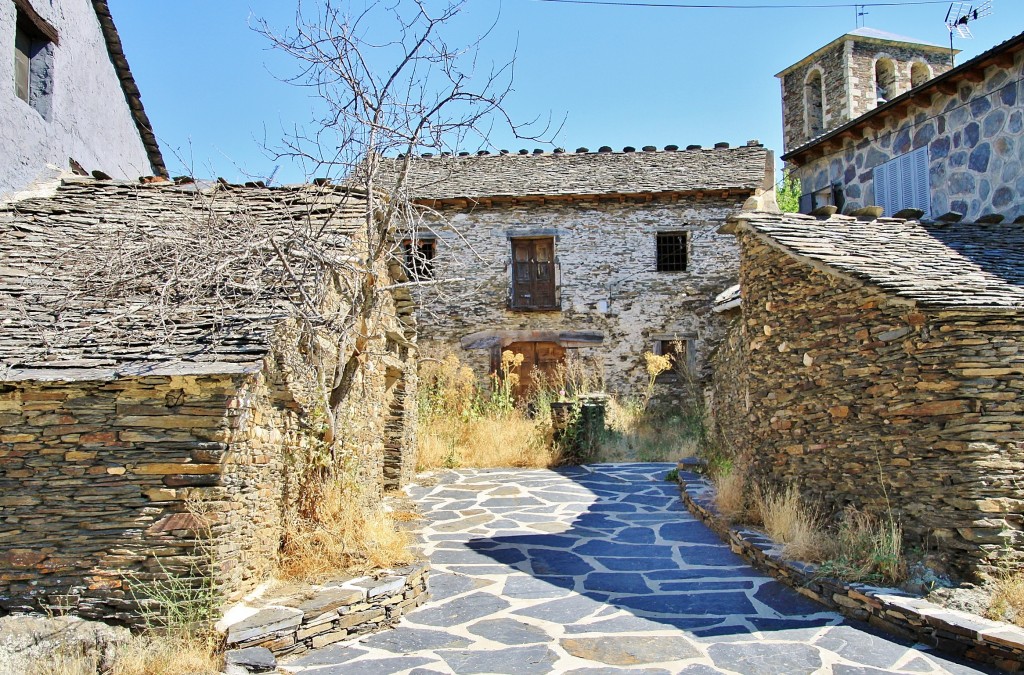 Foto: Vista del pueblo - Campillo de Ranas (Guadalajara), España
