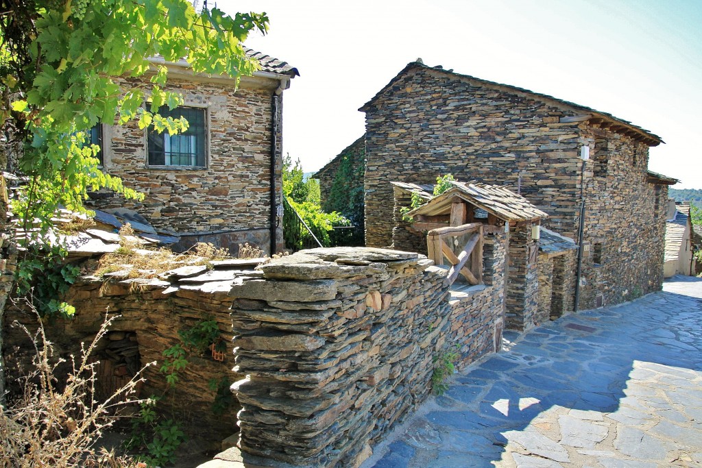 Foto: Vista del pueblo - Roblelacasa (Guadalajara), España
