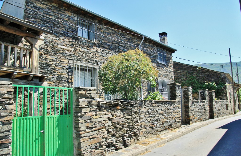 Foto: Vista del pueblo - Majaelrayo (Guadalajara), España