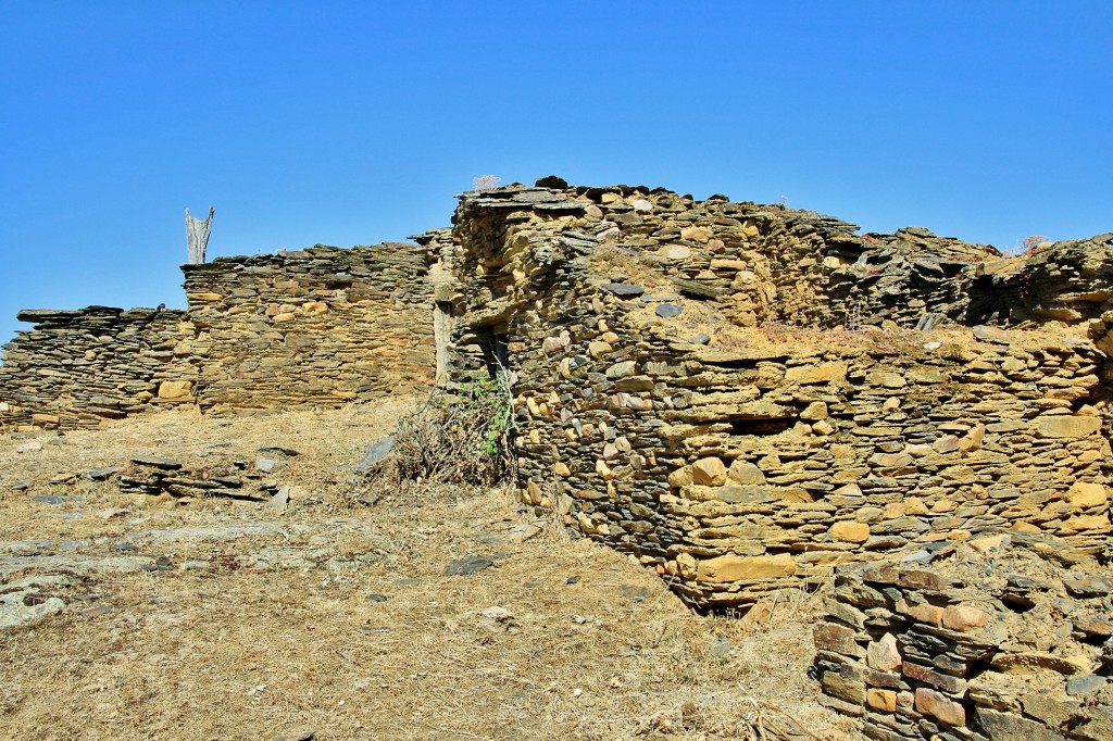 Foto: Vista del pueblo - Roblelacasa (Guadalajara), España
