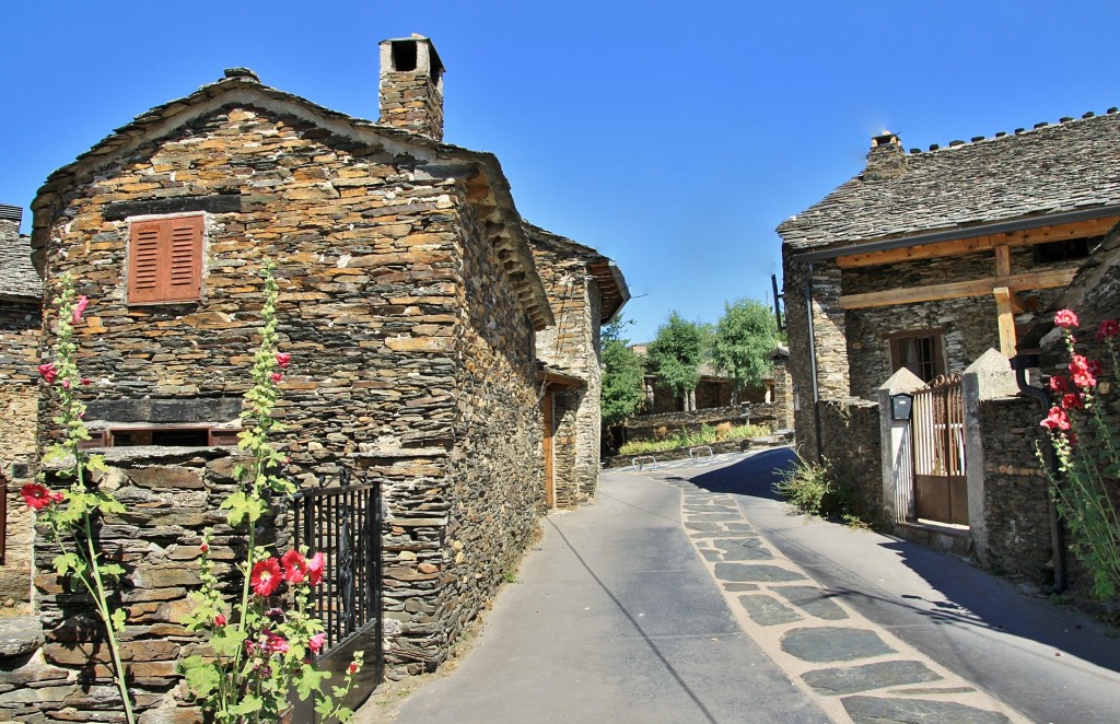 Foto: Vista del pueblo - Campillo de Ranas (Guadalajara), España