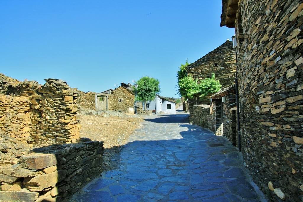Foto: Vista del pueblo - Roblelacasa (Guadalajara), España