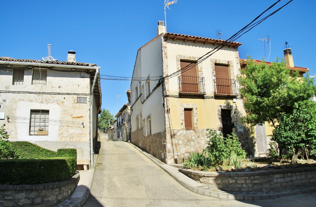 Foto: Vista del pueblo - Tamajón (Guadalajara), España