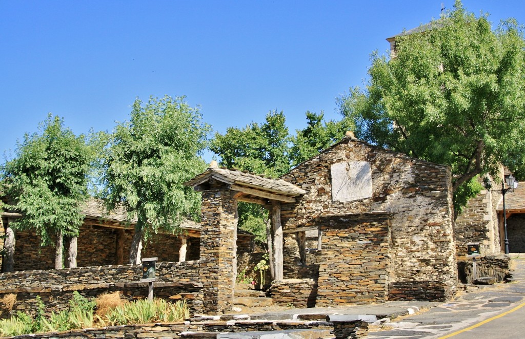 Foto: Vista del pueblo - Campillo de Ranas (Guadalajara), España