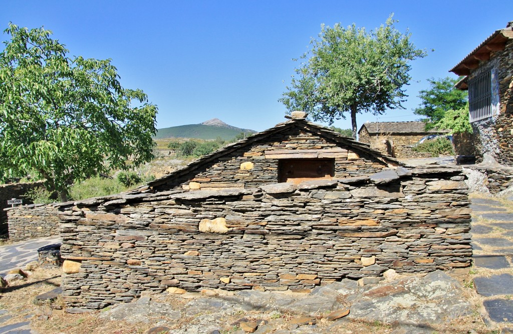 Foto: Vista del pueblo - Roblelacasa (Guadalajara), España