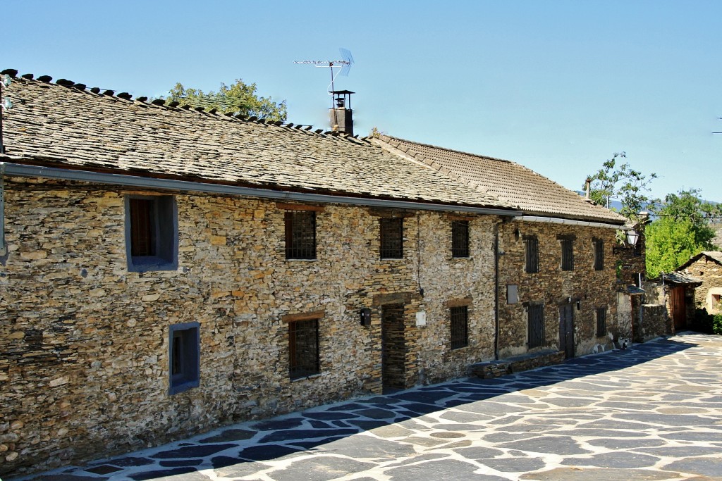 Foto: Vista del pueblo - Campillo de Ranas (Guadalajara), España