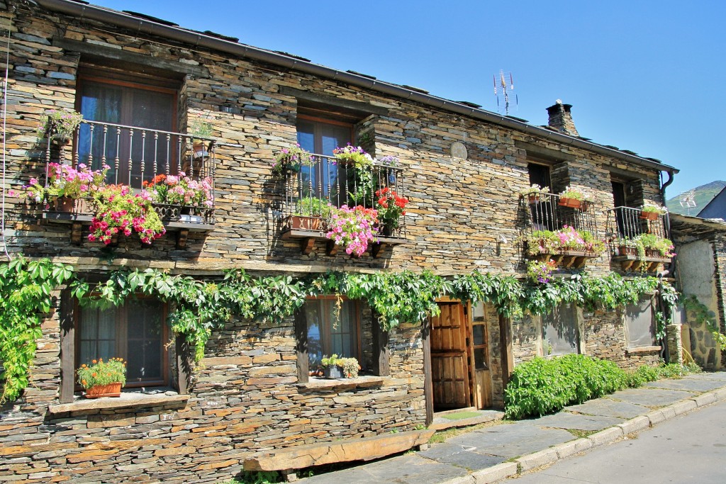Foto: Vista del pueblo - Majaelrayo (Guadalajara), España