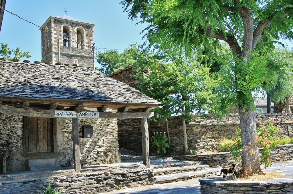 Foto: Vista del pueblo - Campillo de Ranas (Guadalajara), España