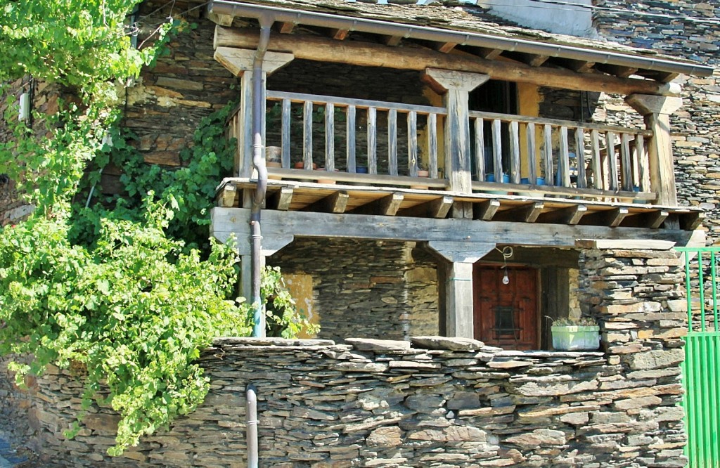 Foto: Vista del pueblo - Majaelrayo (Guadalajara), España