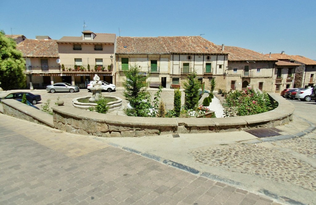 Foto: Vista del pueblo - Atienza (Guadalajara), España
