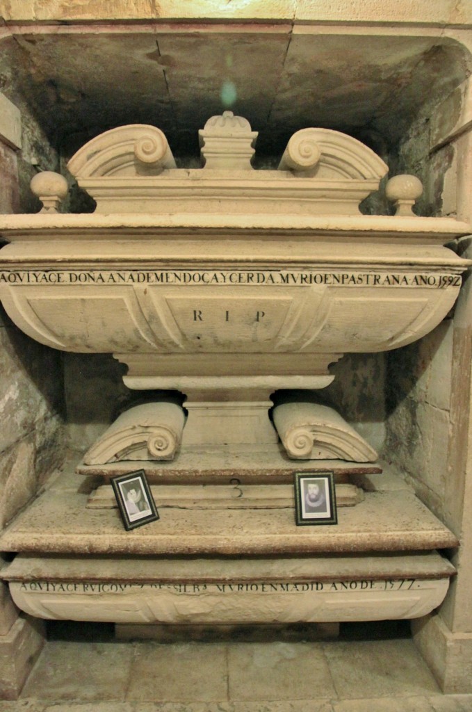 Foto: Cripta de la colegiata - Pastrana (Guadalajara), España