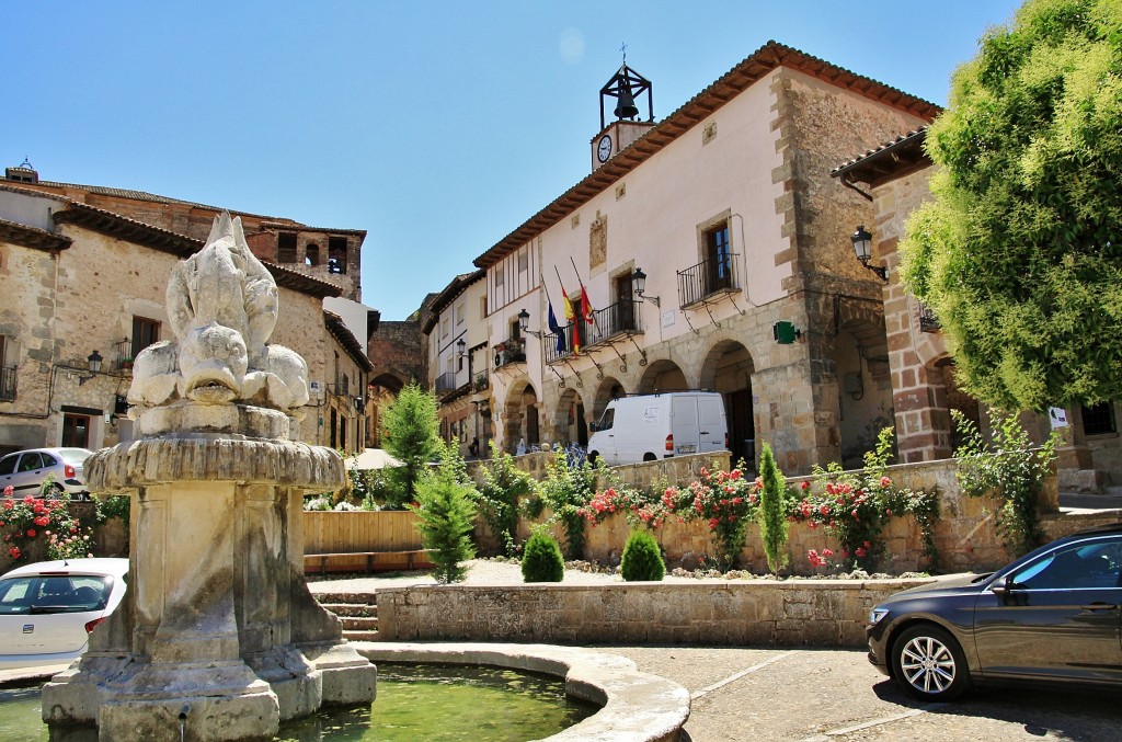 Foto: Vista del pueblo - Atienza (Guadalajara), España