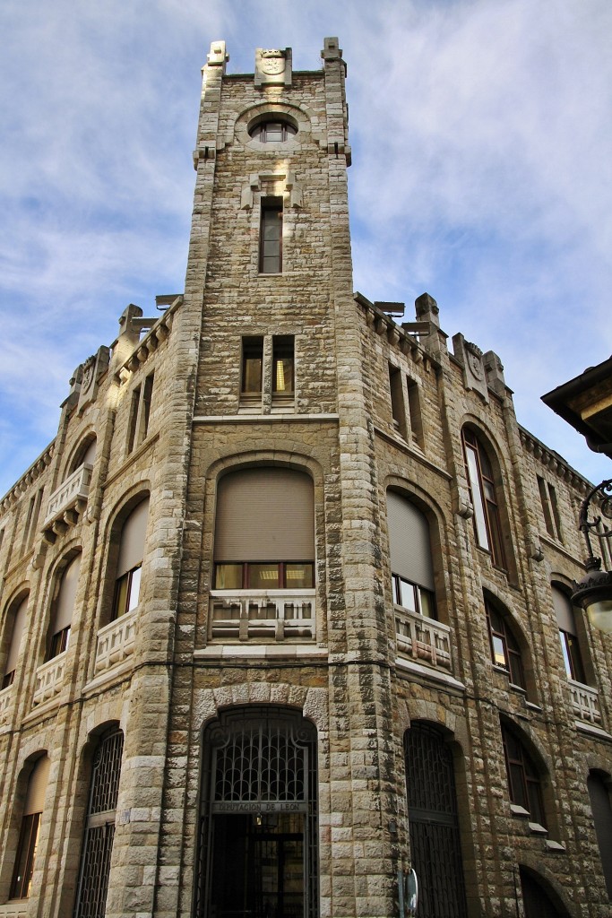 Foto: Edificio de la diputación - León (Castilla y León), España