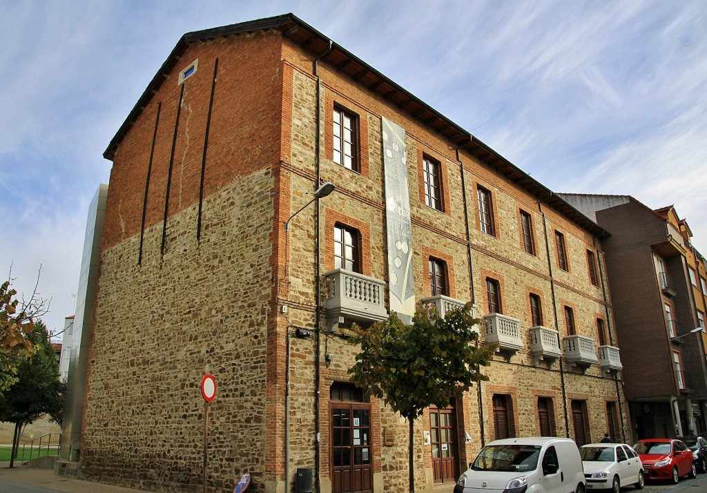 Foto: Antiguo moilno - La Bañeza (León), España