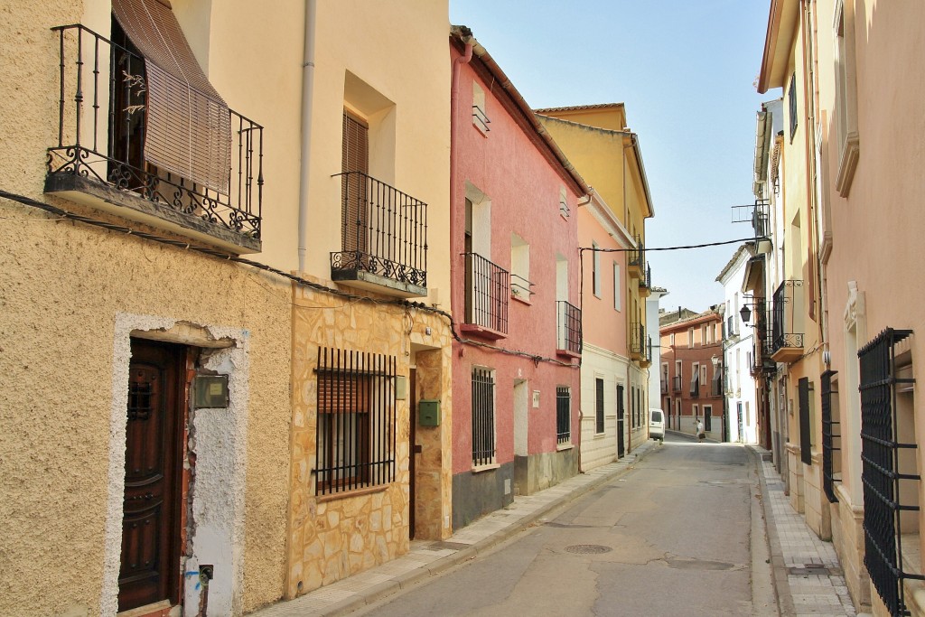 Foto: Vista del pueblo - Priego (Cuenca), España