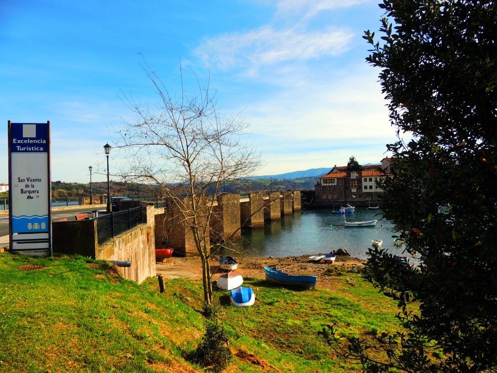 Foto de San Vicente de la Barquera (Cantabria), España