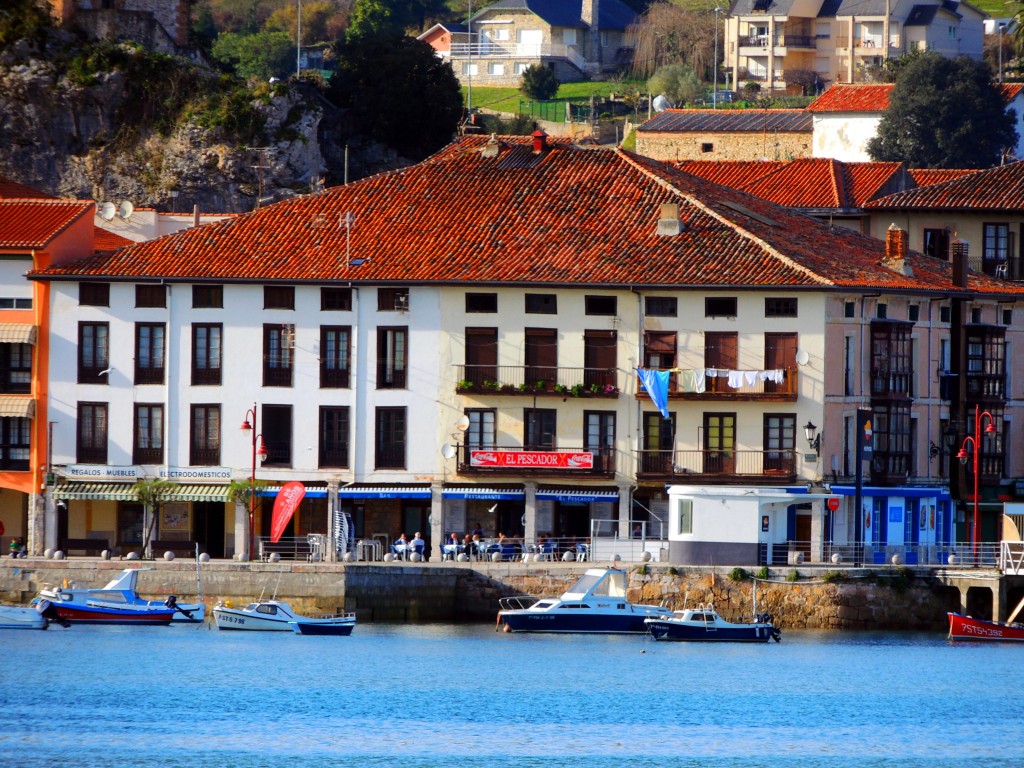 Foto de San Vicente de la Barquera (Cantabria), España