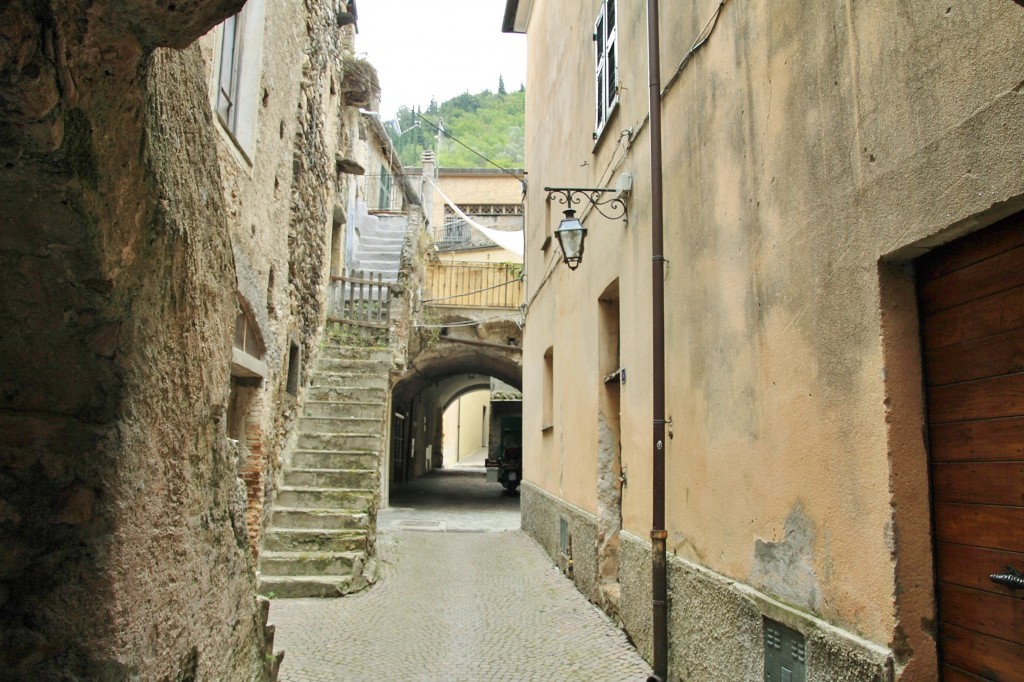 Foto: Centro histórico - Zuccarello (Liguria), Italia
