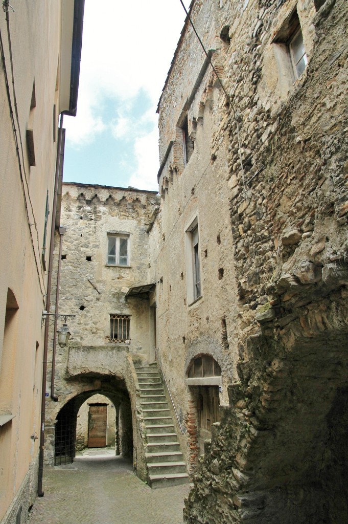 Foto: Centro histórico - Zuccarello (Liguria), Italia