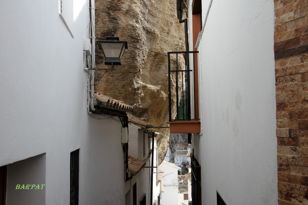 Foto de Setenil de las Bodegas (Cádiz), España