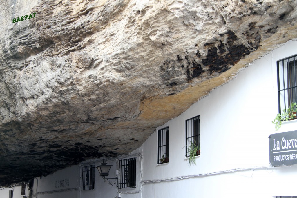 Foto de Setenil de las Bodegas (Cádiz), España