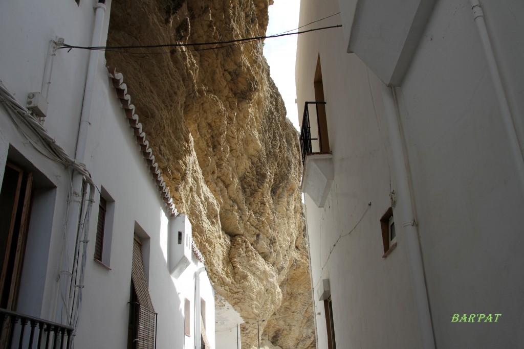 Foto de Setenil de las Bodegas (Cádiz), España