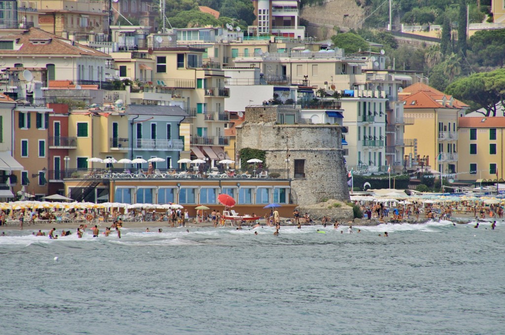 Foto: Vistas desde el Muelle - Alassio (Liguria), Italia