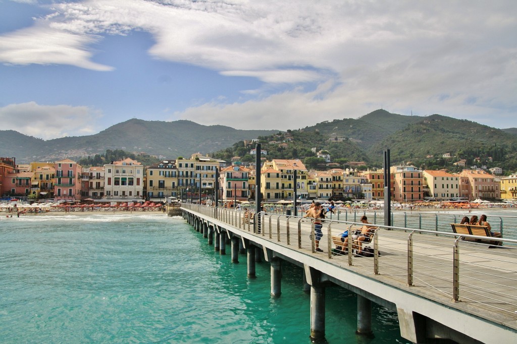 Foto: Muelle - Alassio (Liguria), Italia