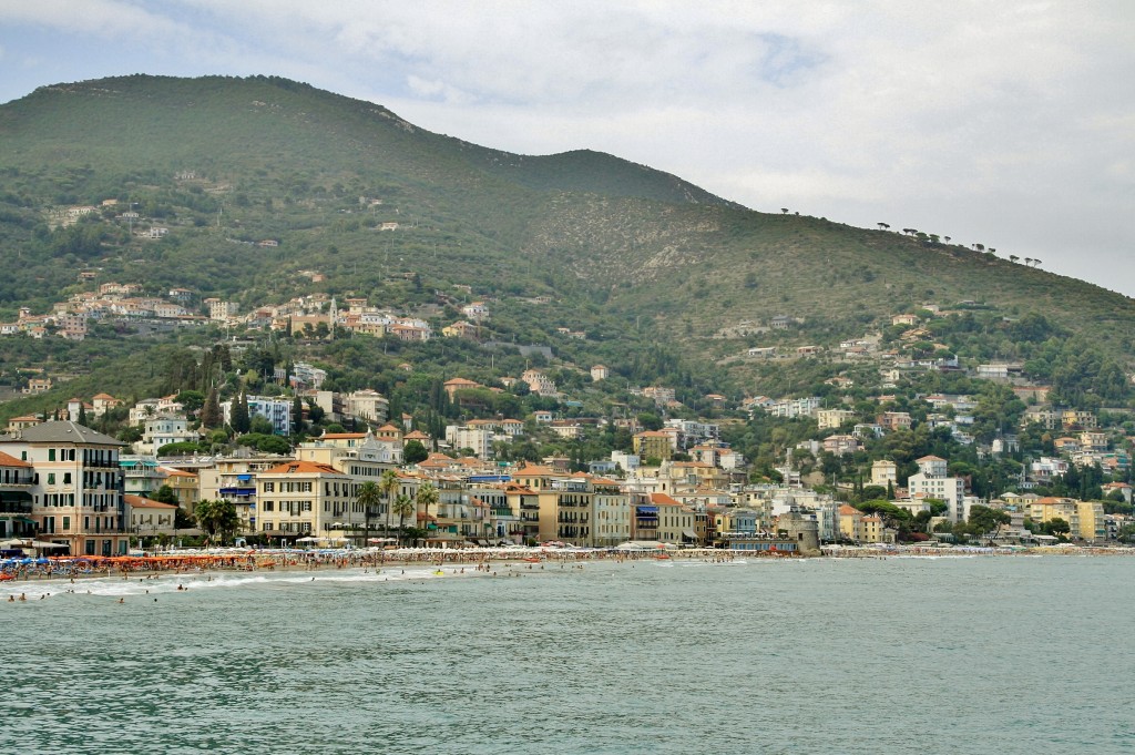 Foto: Vistas desde el Muelle - Alassio (Liguria), Italia