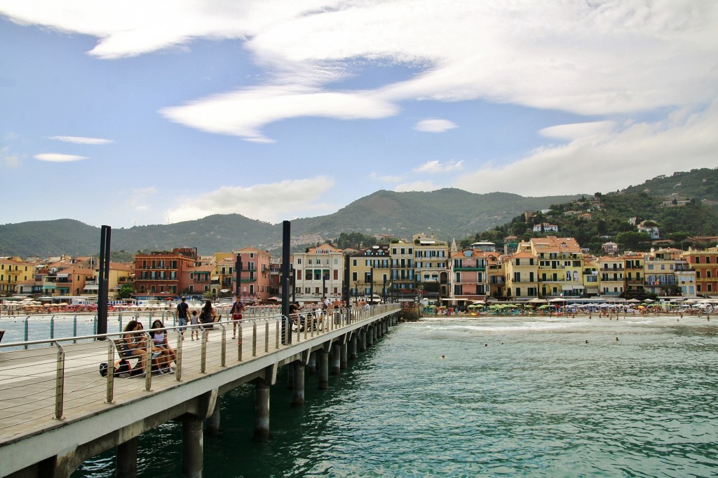 Foto: Muelle - Alassio (Liguria), Italia