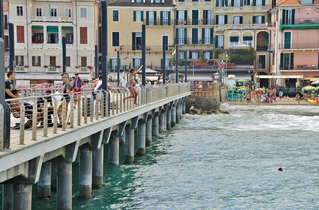 Foto: Muelle - Alassio (Liguria), Italia