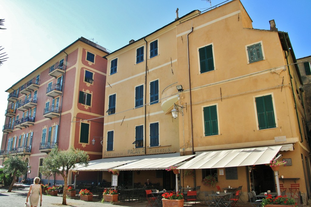 Foto: Centro histórico - Laigueglia (Liguria), Italia