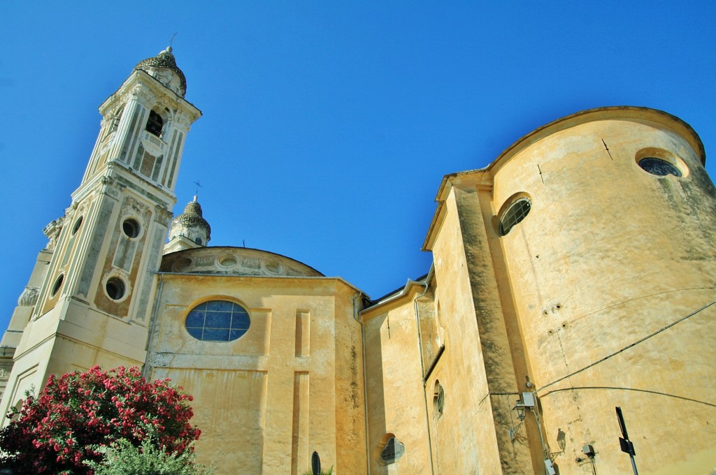 Foto: Parroquia de San Mateo - Laigueglia (Liguria), Italia